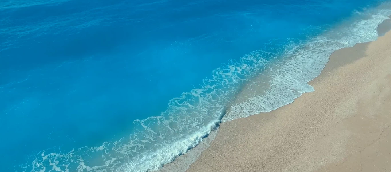 Όλες «10άρια»: Το νησί με τις 5 πιο ωραίες παραλίες στην Ελλάδα